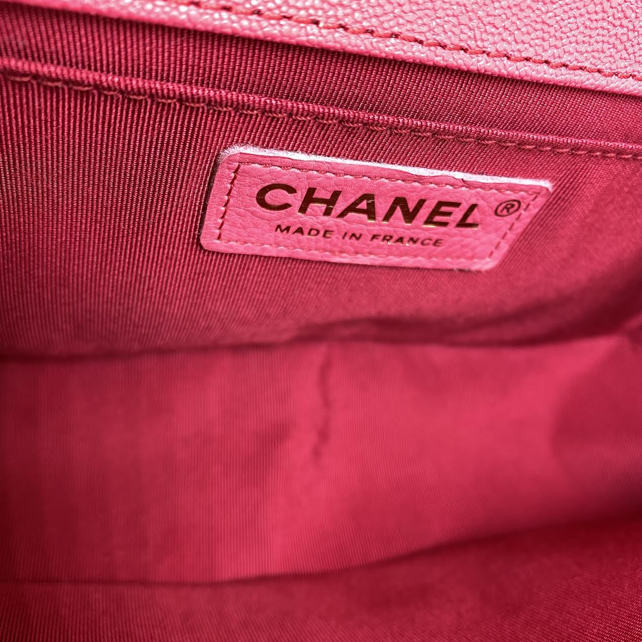 CHANEL Medium Boy Bag Quilted Caviar Pink (Rose)