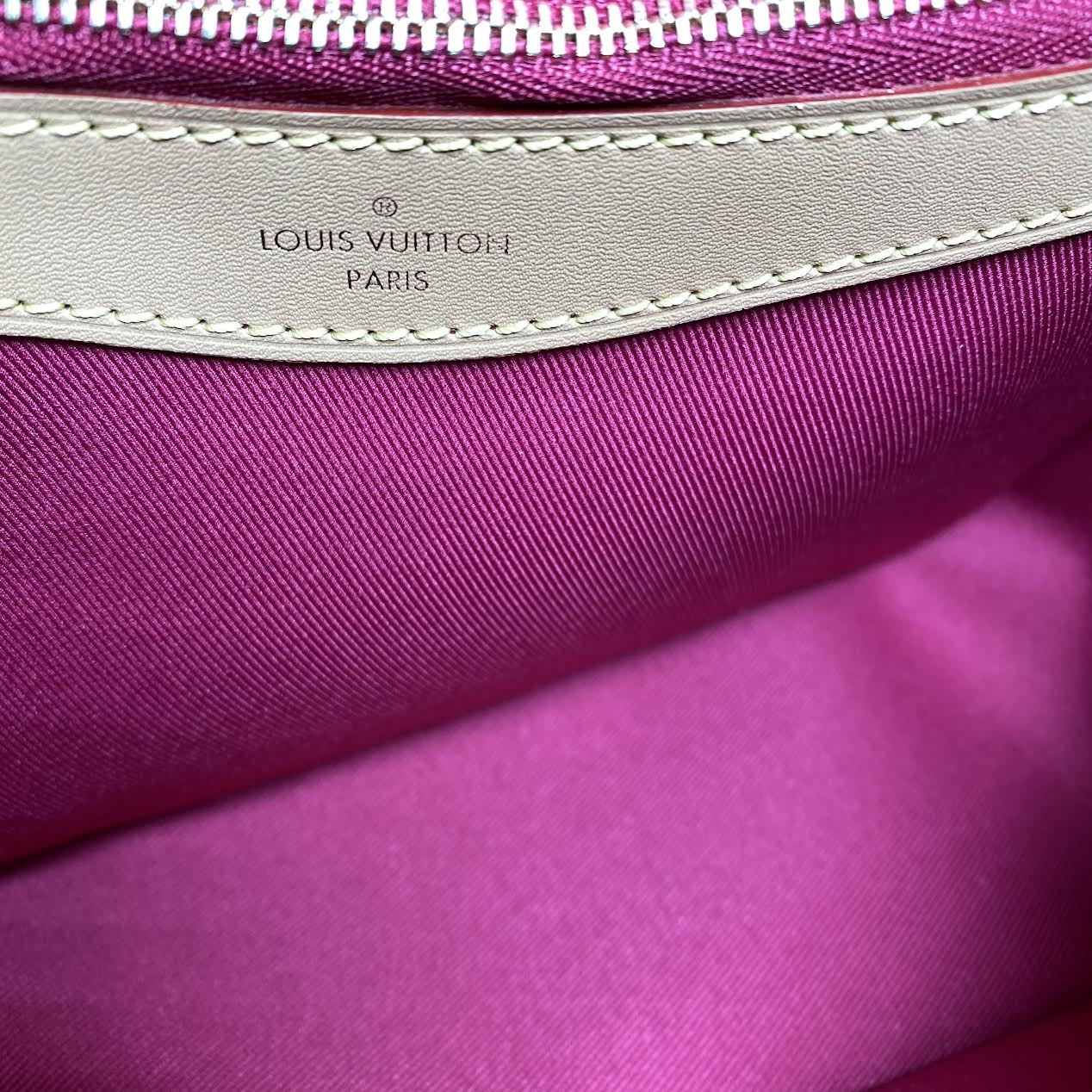 LOUIS VUITTON Diane Monogram Fuchsia w/Leather & Canvas Strap
