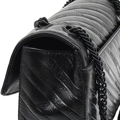 Aura Bags Chain Crossbody Bag