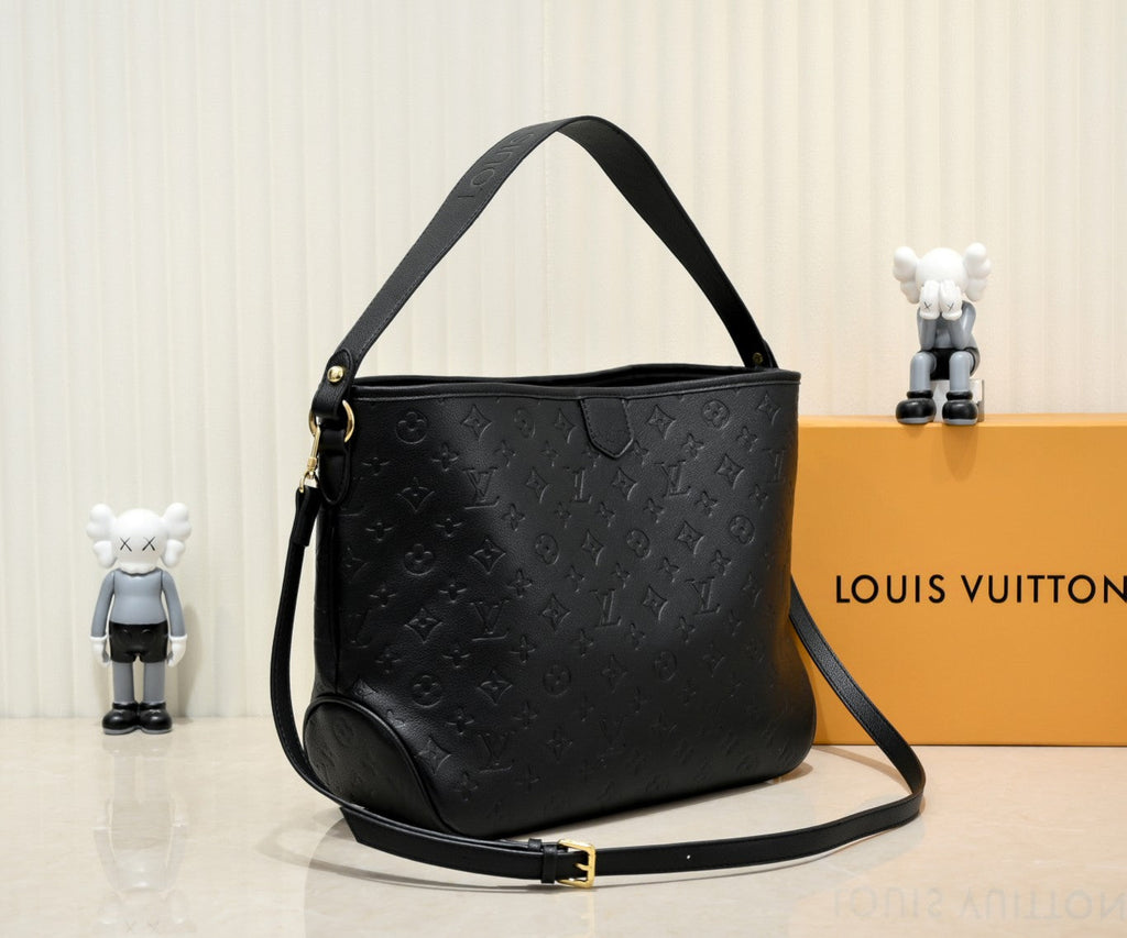 Luxury Bags Louis Vuitton  806