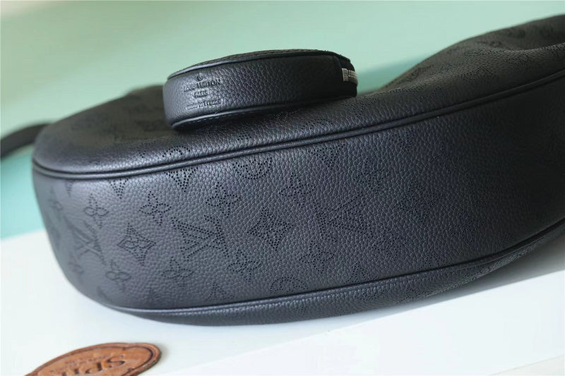 Luxury - Louis Vuitton Bags - 053