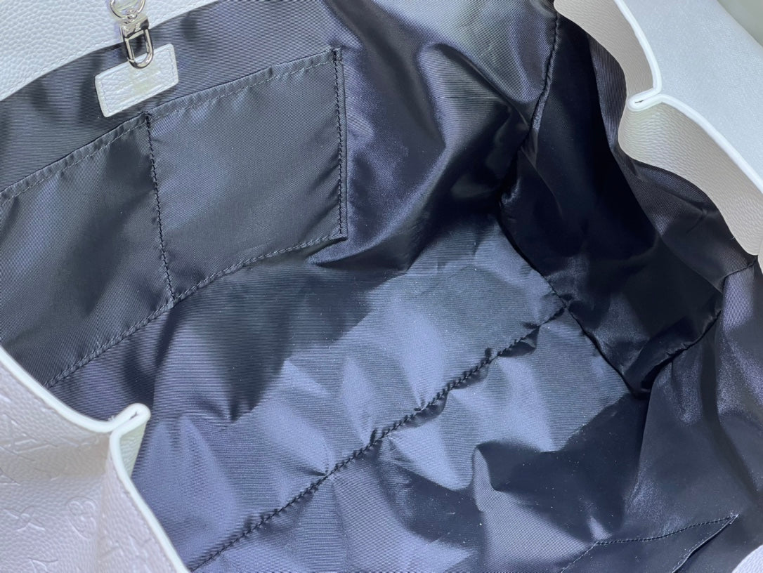 Luxury Bags Louis Vuitton  845