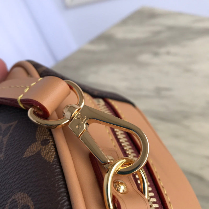 Louis Vuitton Luxury Bags 2546