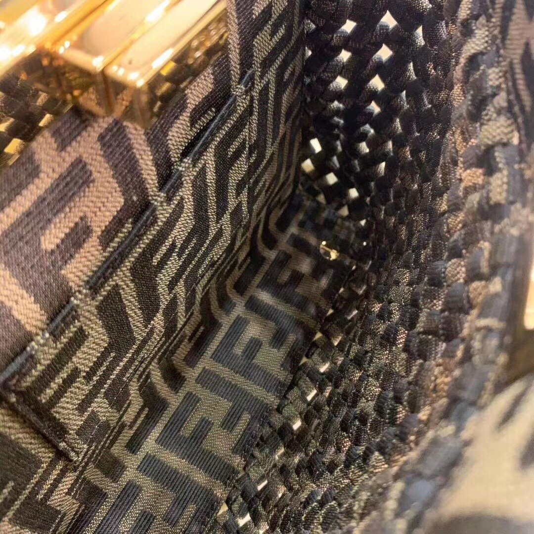Designer Handbags Fendi 181