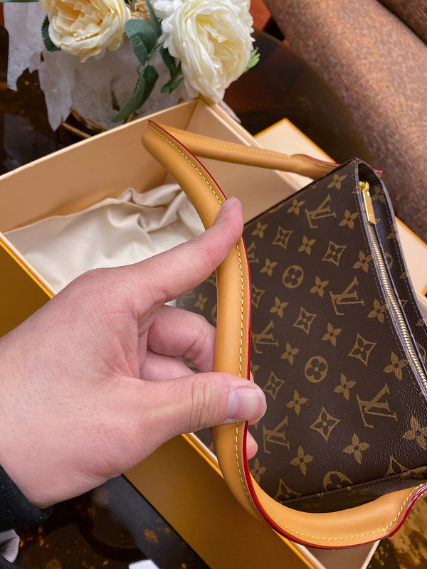 Louis Vuitton Luxury Bags 2616