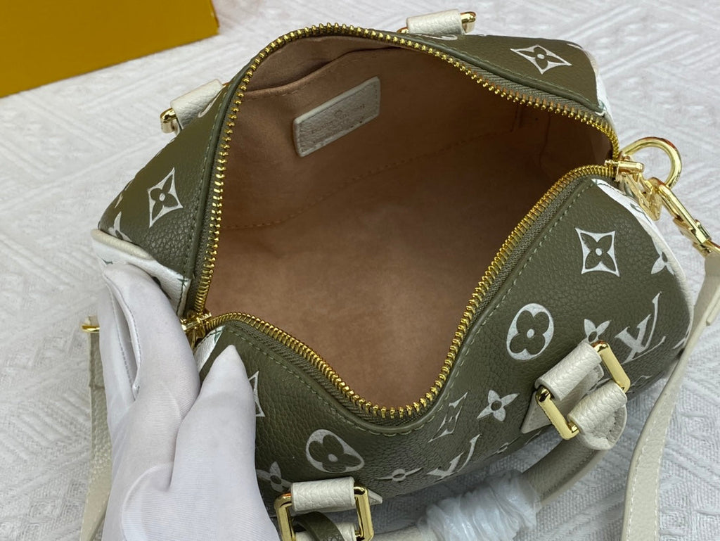 Luxury Bags Louis Vuitton  778