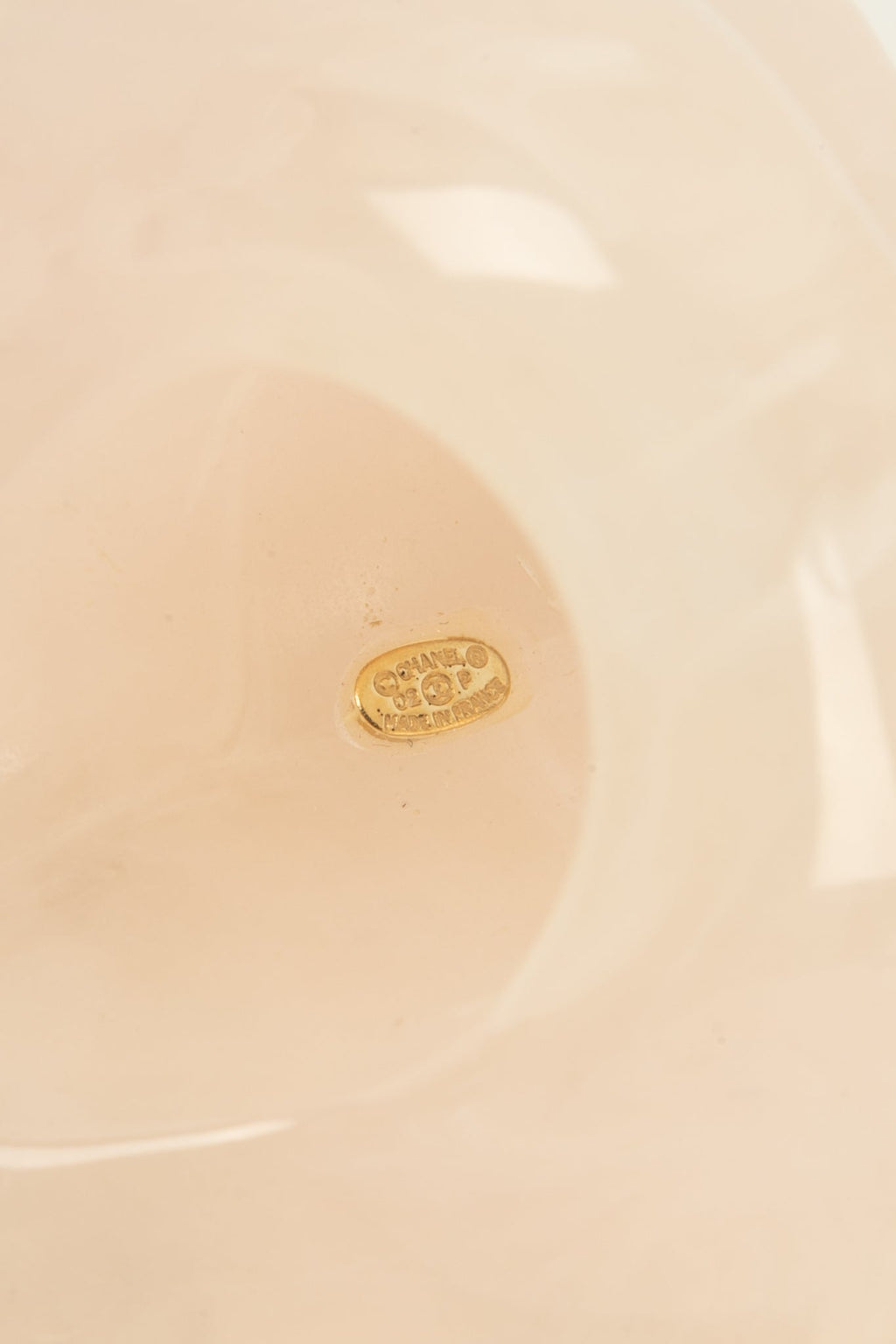 Bague camélia Chanel 2002