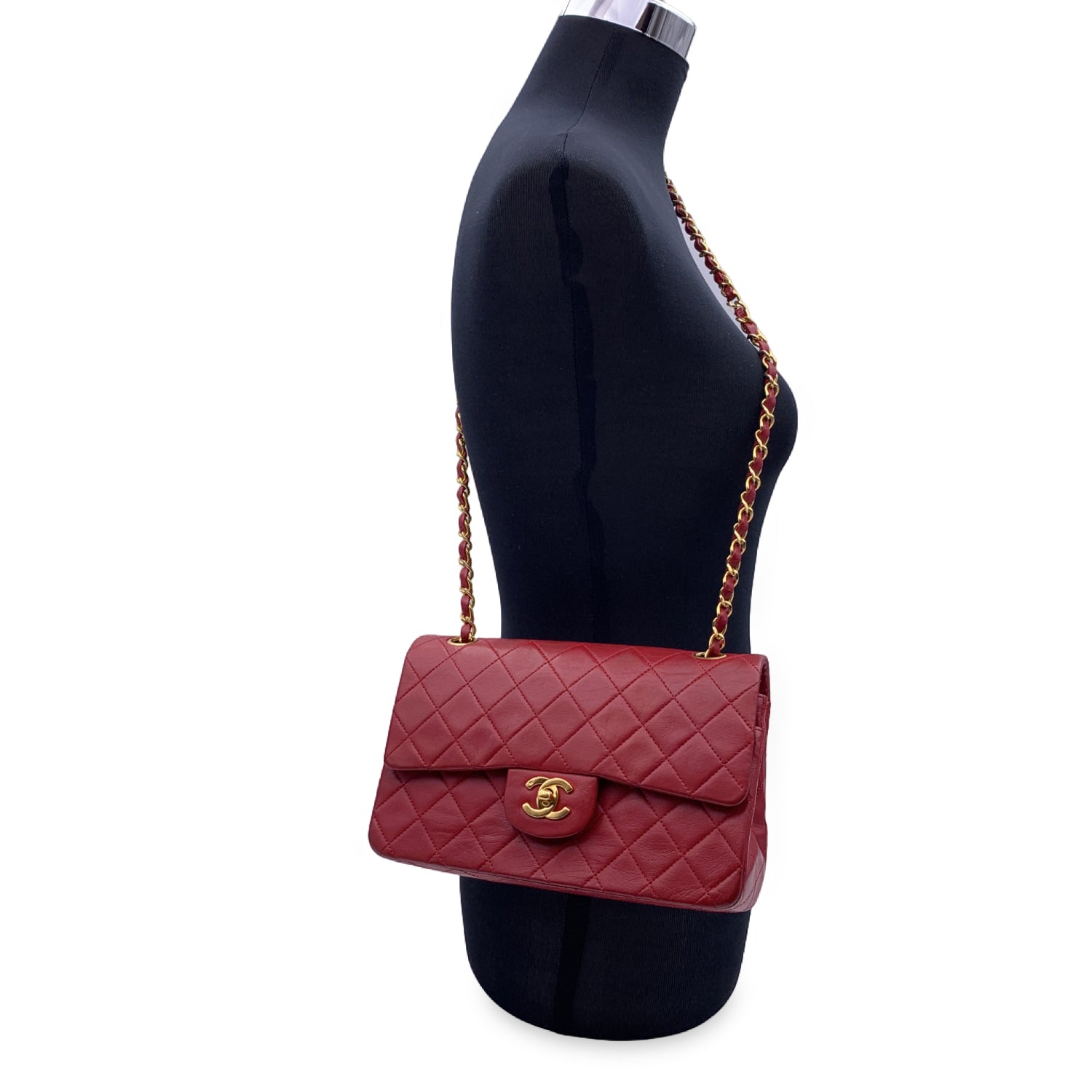 CHANEL Vintage Red Quilted Timeless Classic Small 2.55 Bag 23 Cm