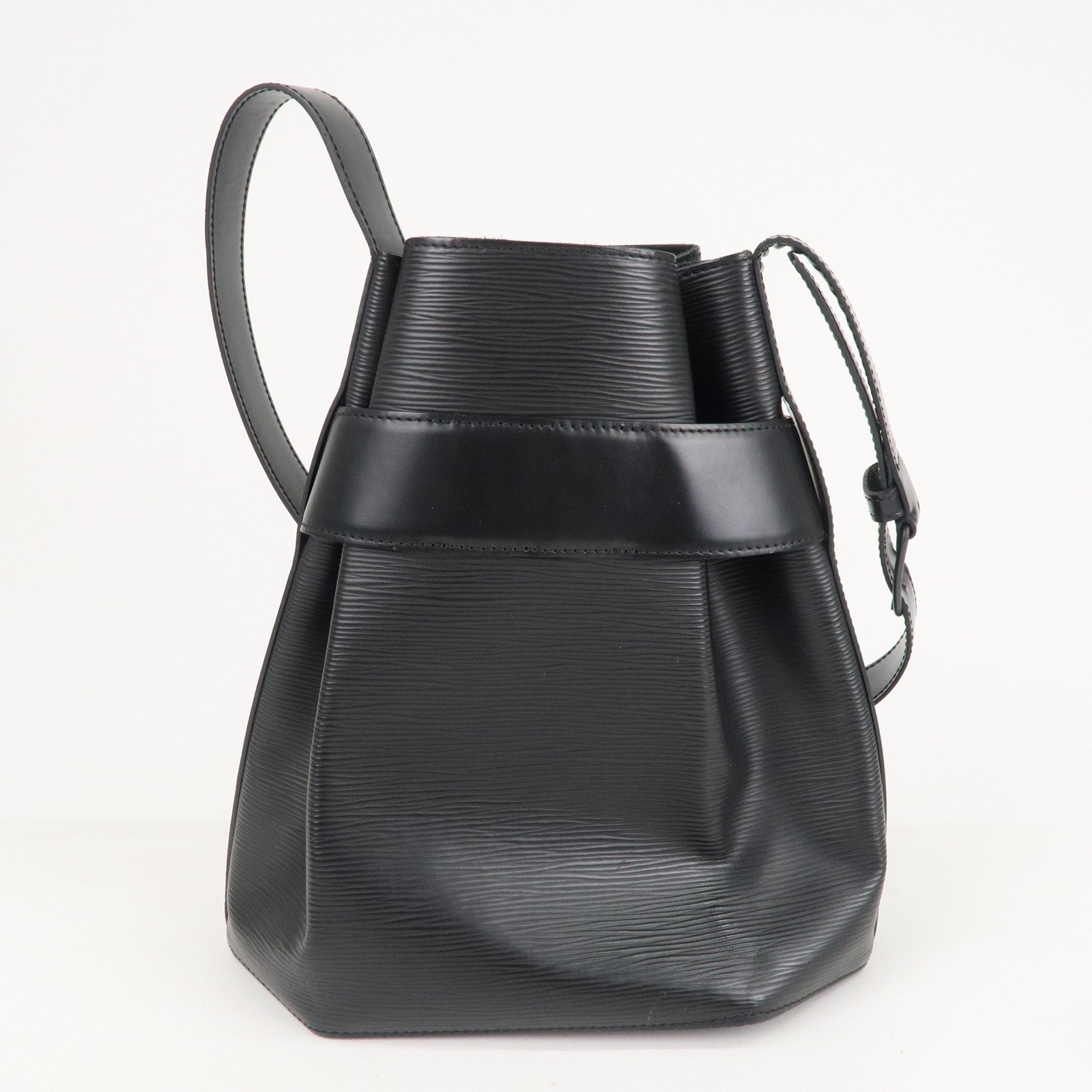 Louis Vuitton Epi Sac D'epaule PM Bucket Bag Noir Black M80157