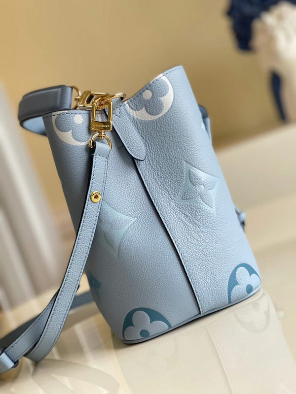 Louis Vuitton Luxury Bags 2528