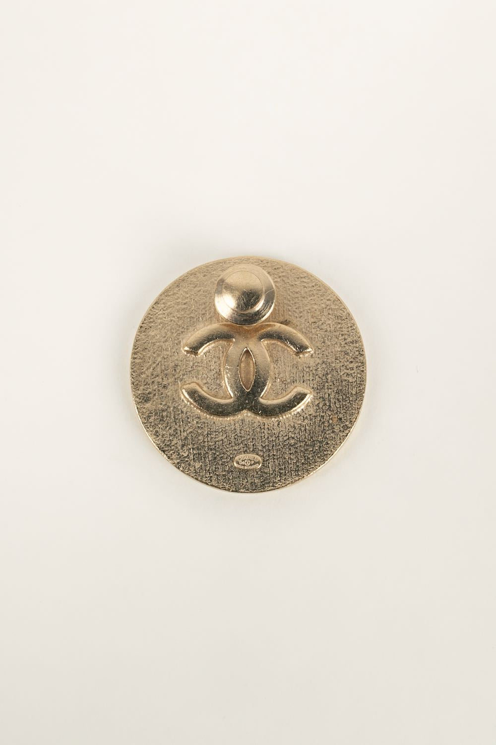 Broche pins Make Up Chanel 2004