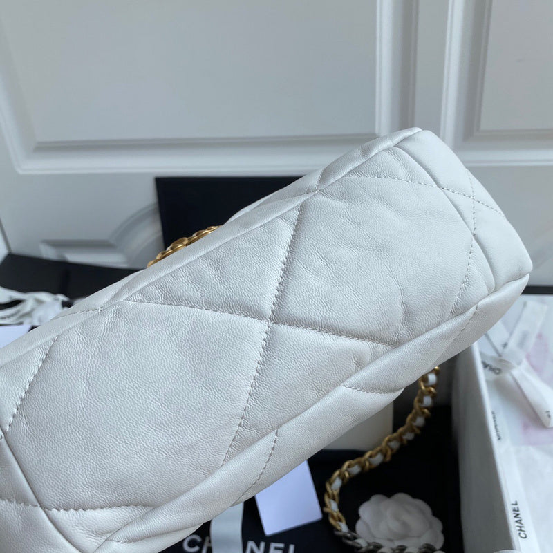 aura-bags - Chanel Bags - 7448