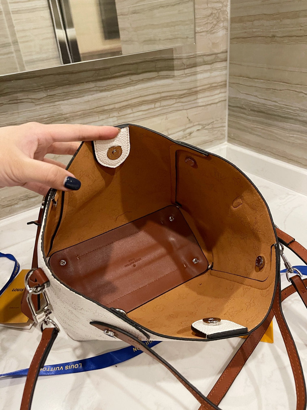 Designer Handbags louis vuitton 085