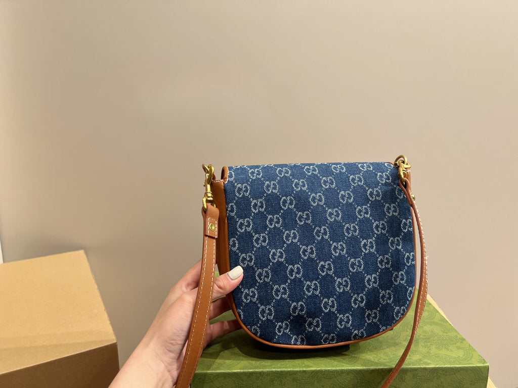 Luxury Bags Louis Vuitton  759