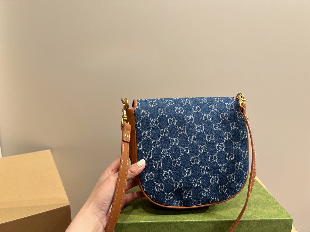 Luxury Bags Louis Vuitton  759