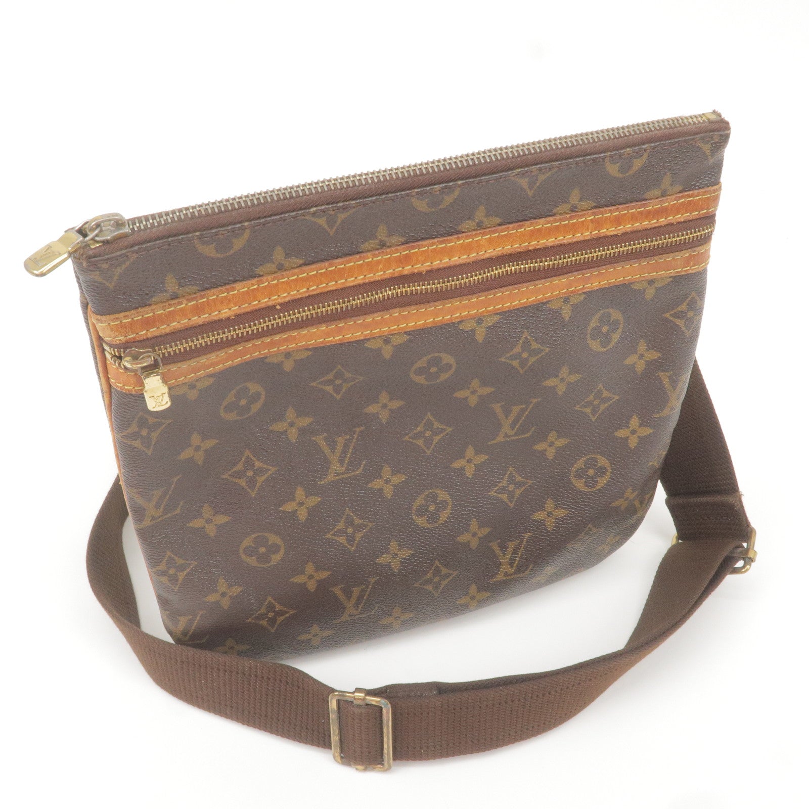 Louis Vuitton Monogram Pochette Bosphore Shoulder Bag M40044