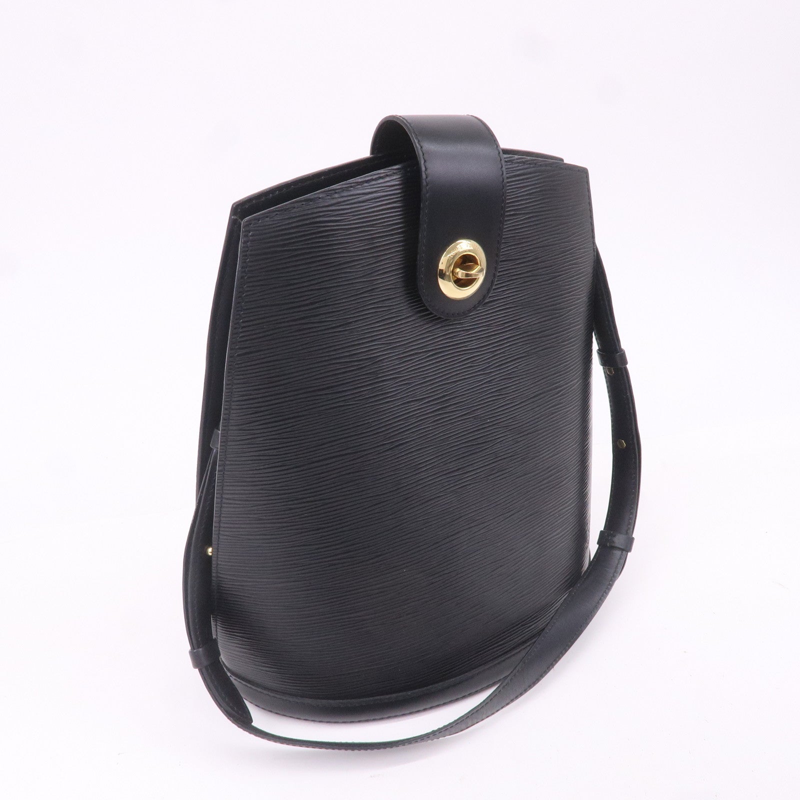 Louis Vuitton Epi Cluny Shoulder Bag Black Noir M52252