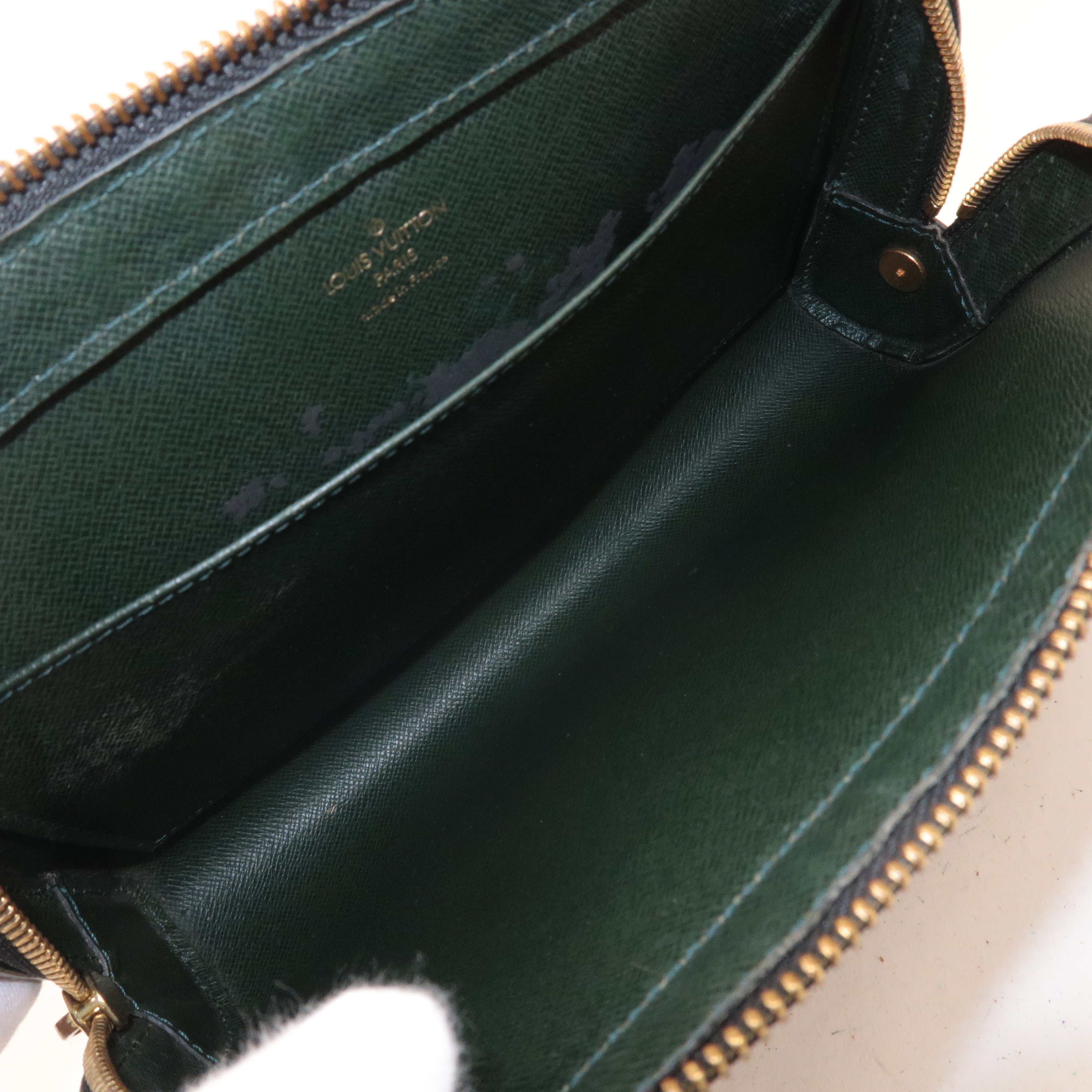 Louis Vuitton Set of 3 Taiga Baikal Clutch Bag Pouch Epicea M30184