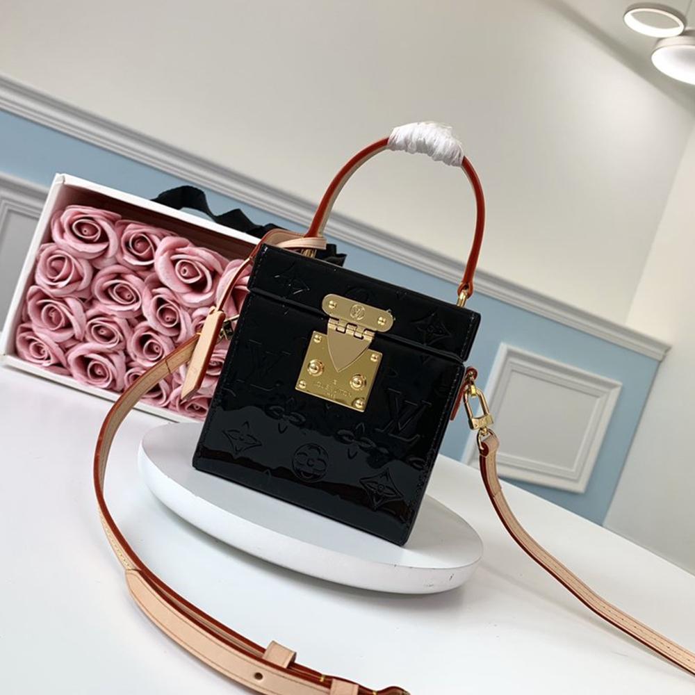 Louis Vuitton Bleeker Box Bag