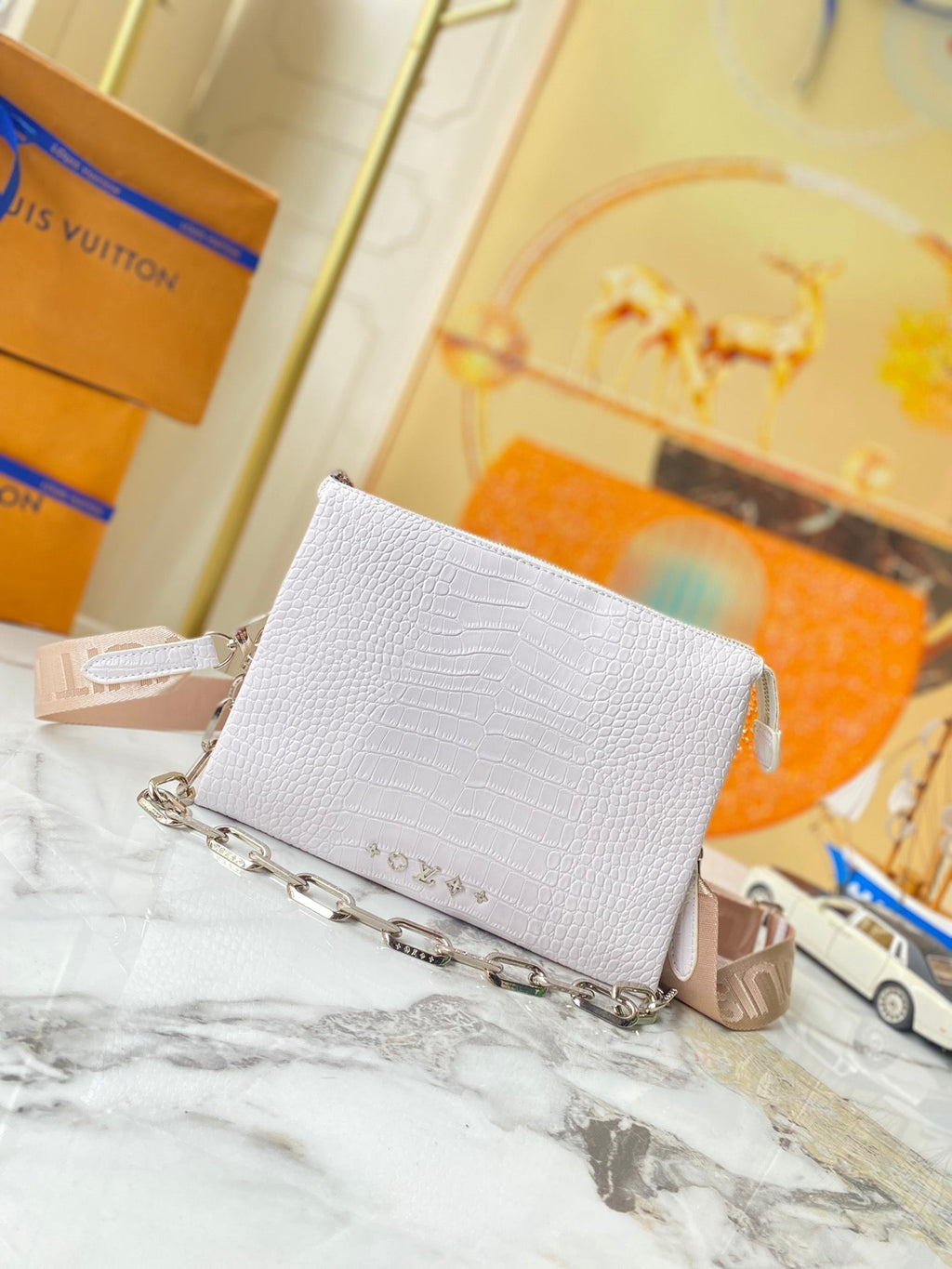 Luxury Bags Louis Vuitton  784