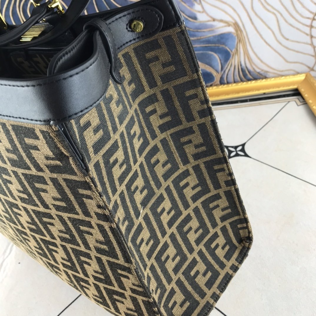 Designer Handbags Fendi 054