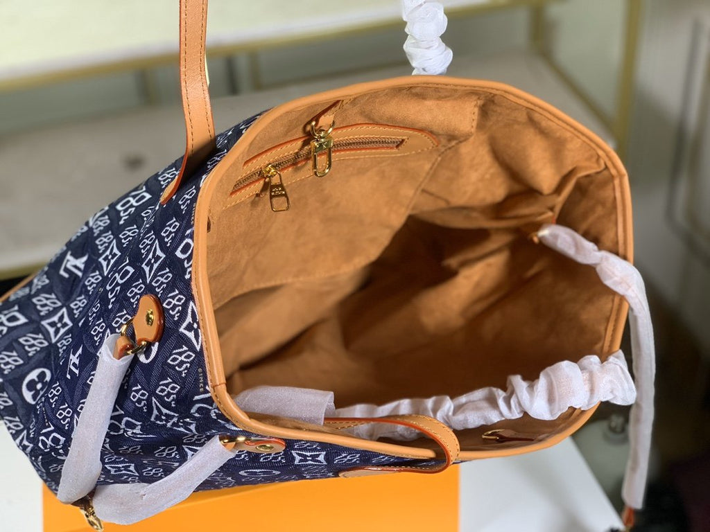 Designer Handbags louis vuitton 100
