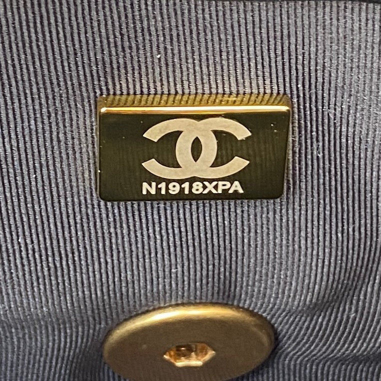 aura-bags - Chanel Bags - 7643