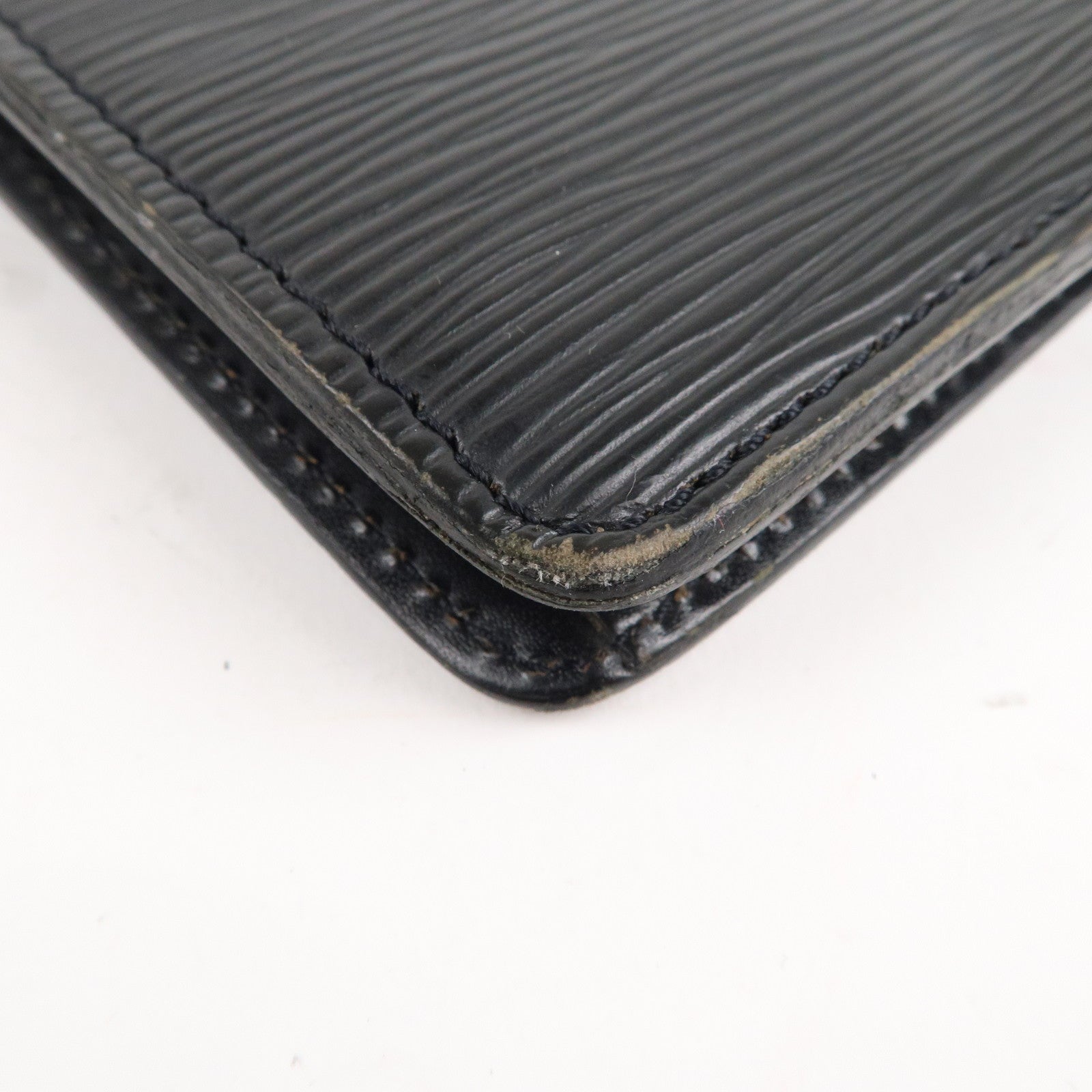 Louis Vuitton Epi Pochette Homme Clutch Bag Noir Black M52522