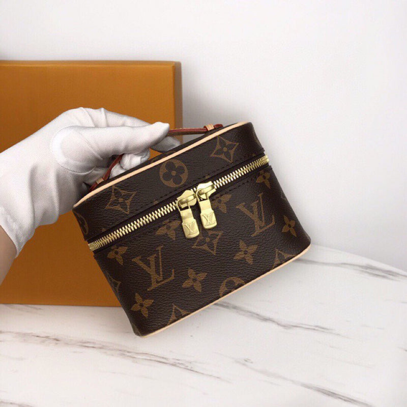 Louis Vuitton Luxury Bags 2629