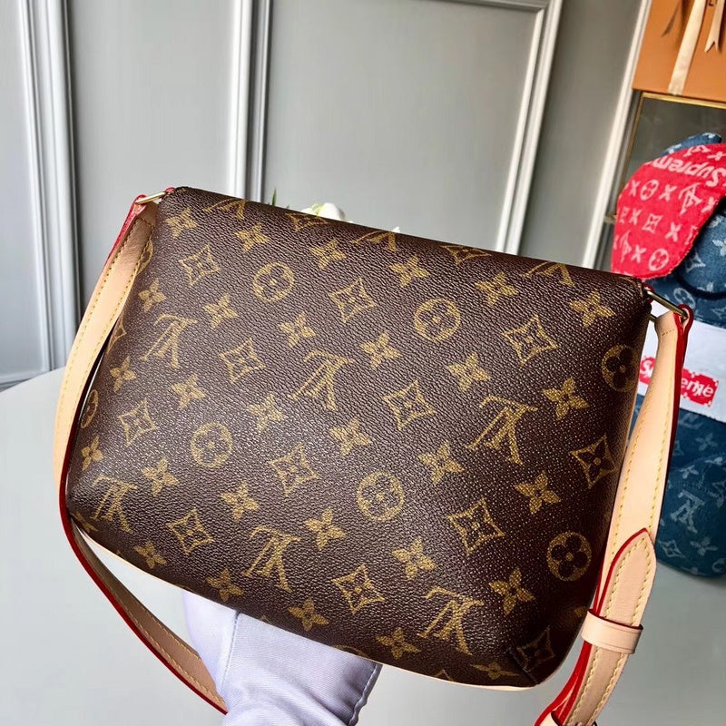 Louis Vuitton Luxury Bags 2620