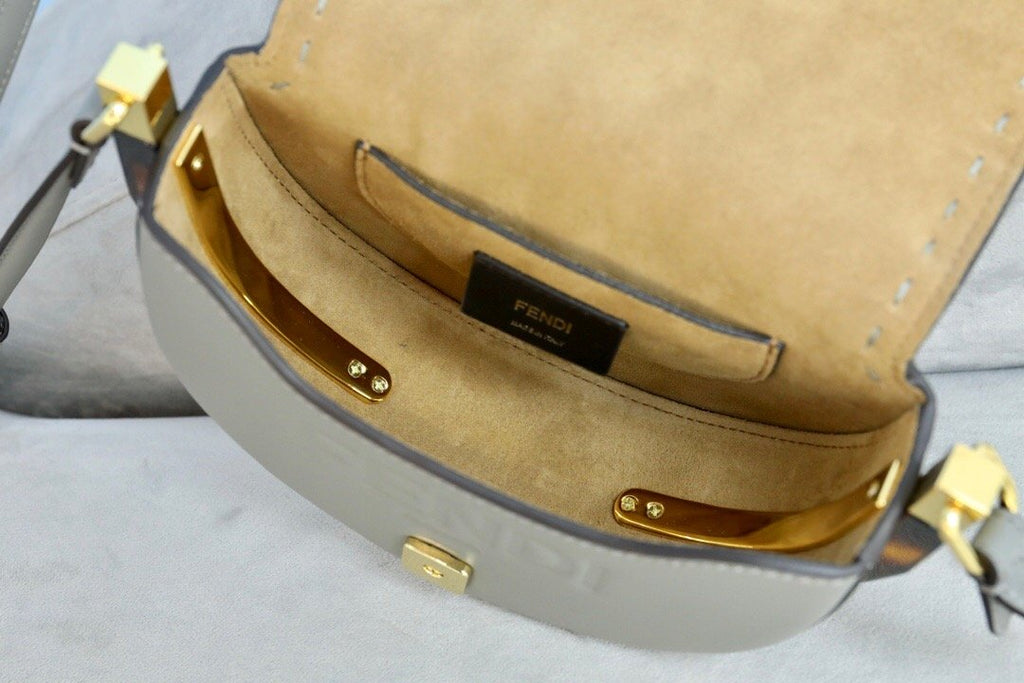 Designer Handbags Fendi 056