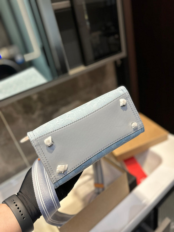 Aura Bags - CCH Bags - 060