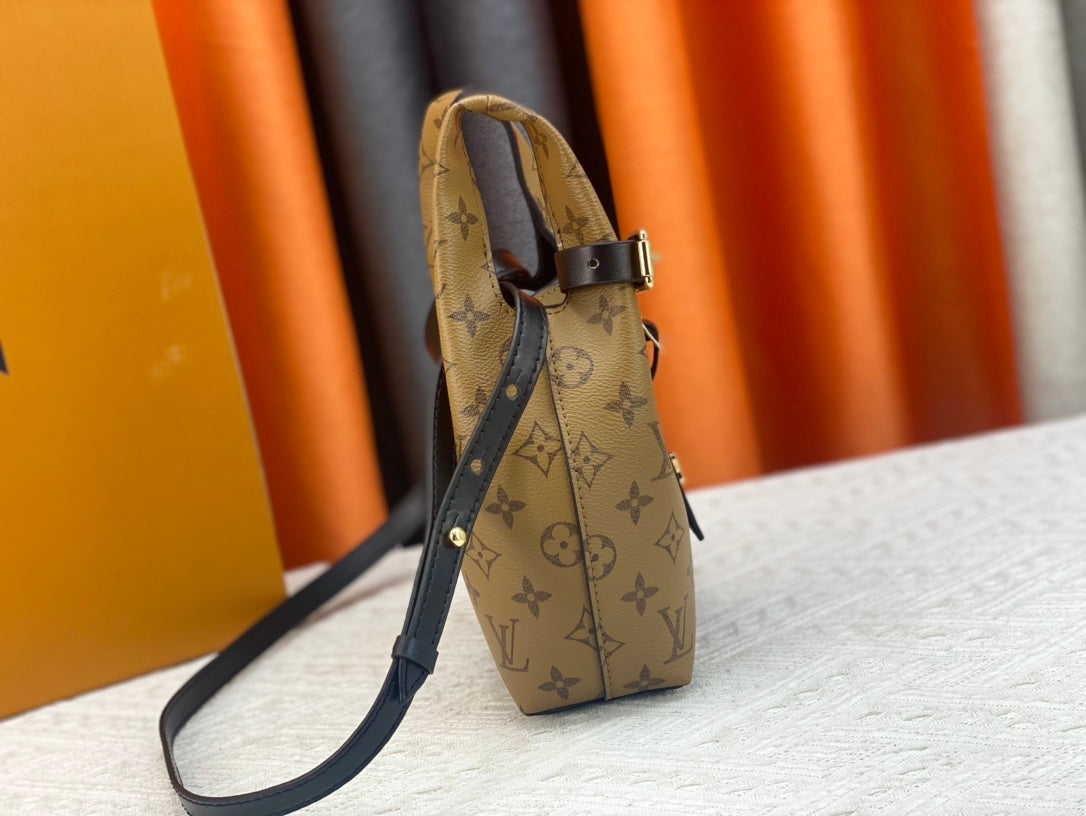 New Lux Bags Louis Vuitton  890