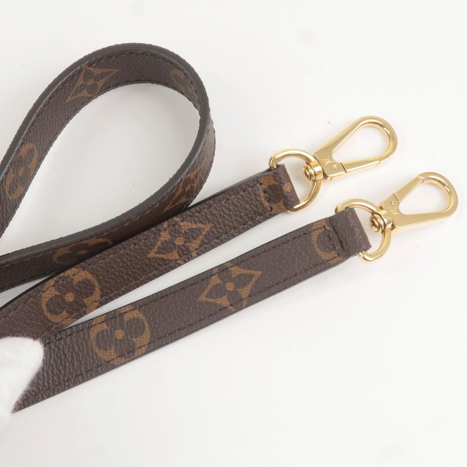 Louis Vuitton Monogram Montaigne MM 2Way Hand Bag M41056