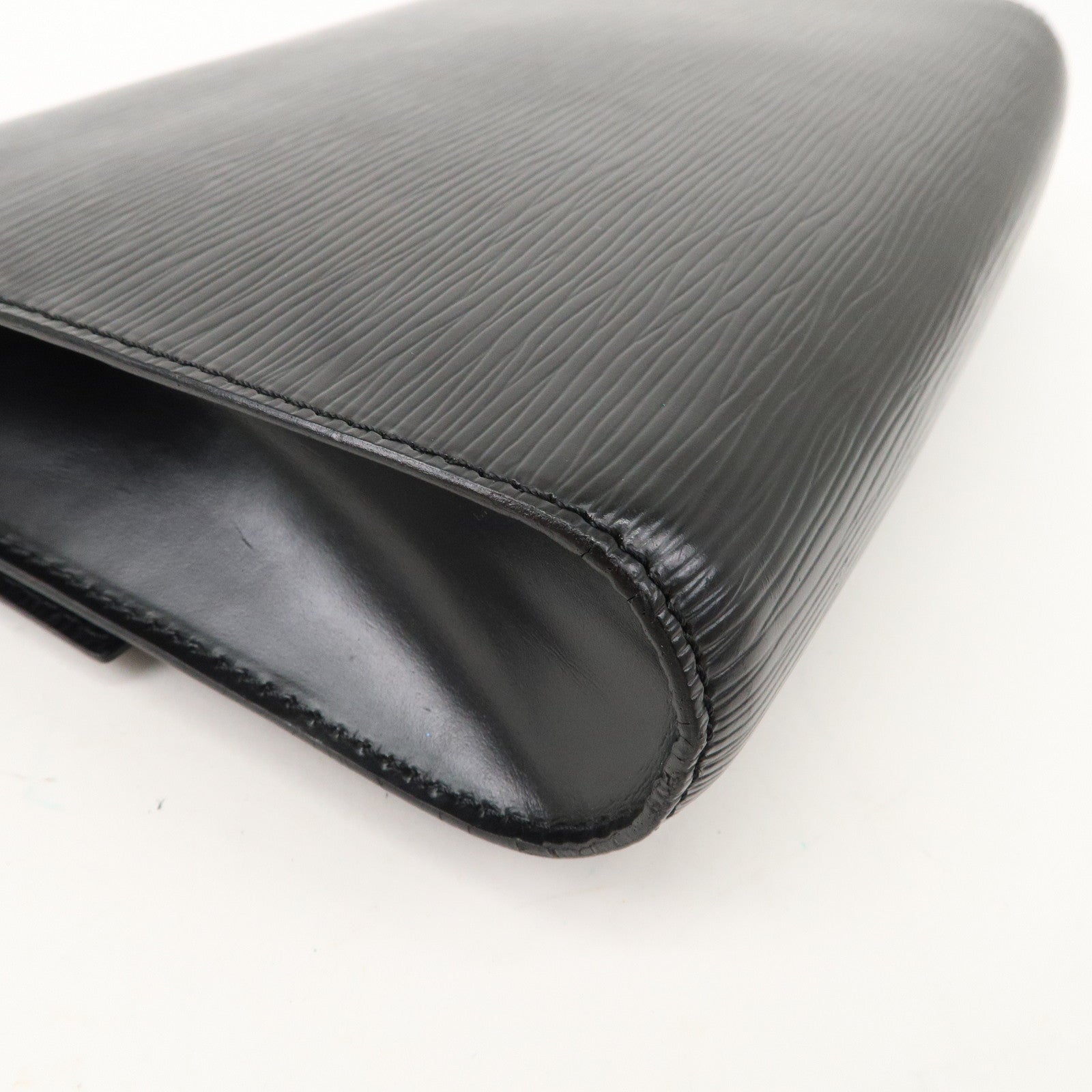 Louis Vuitton Epi Chaillot Clutch Bag Black M52542