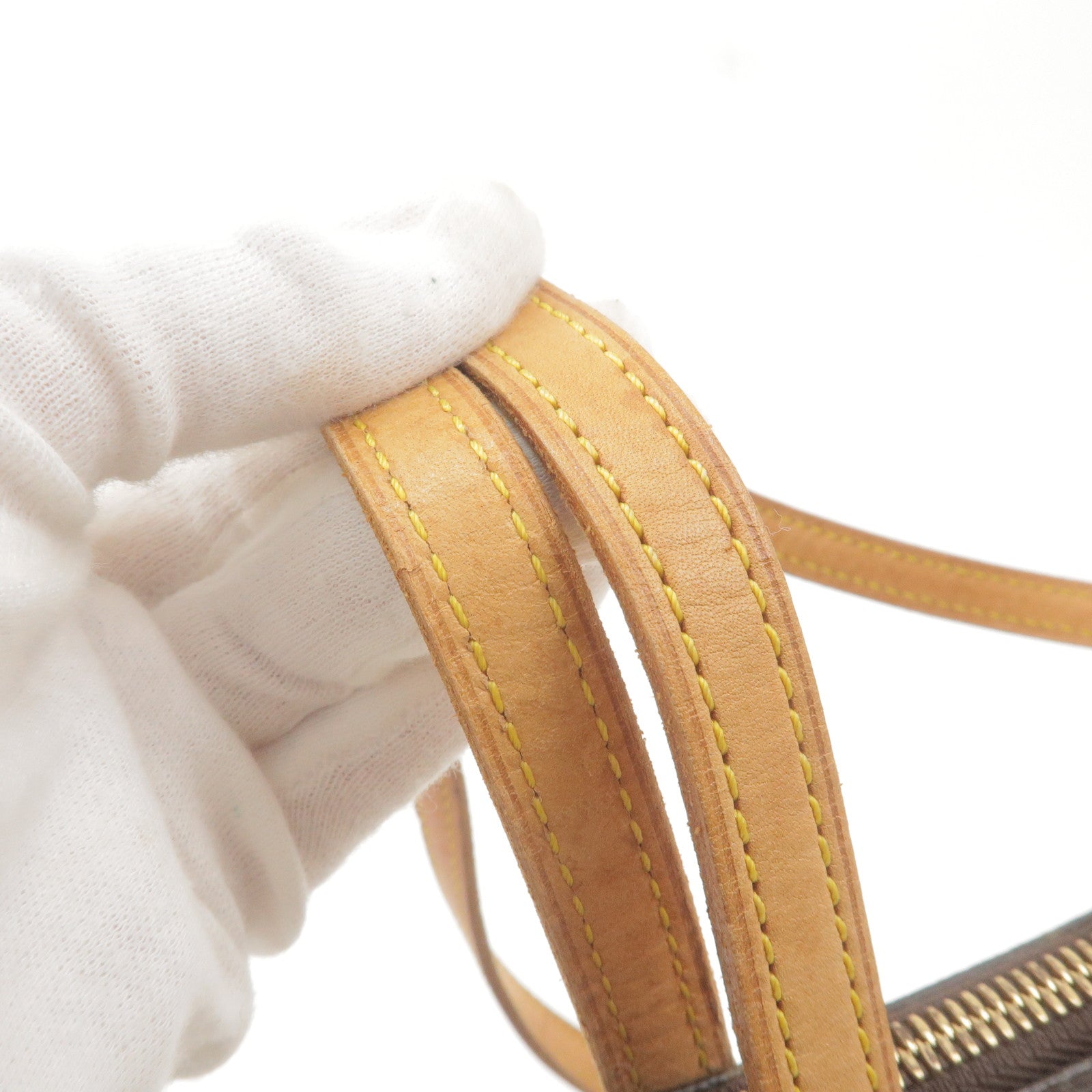 Louis Vuitton Monogram Coussin GM Hand Bag Shoulder Bag M51141