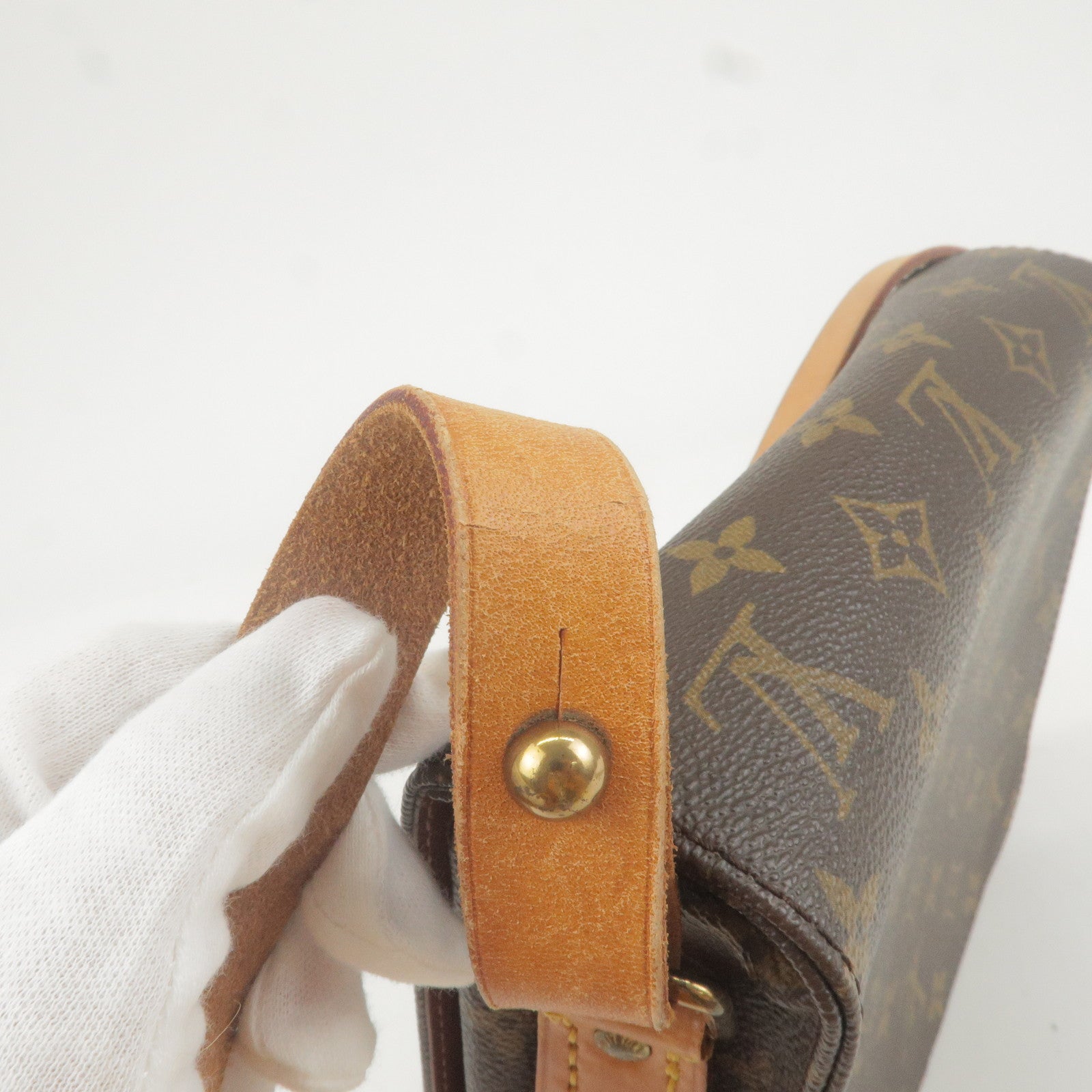 Louis Vuitton Monogram Cartouchiere 22 Shoulder Bag M51253