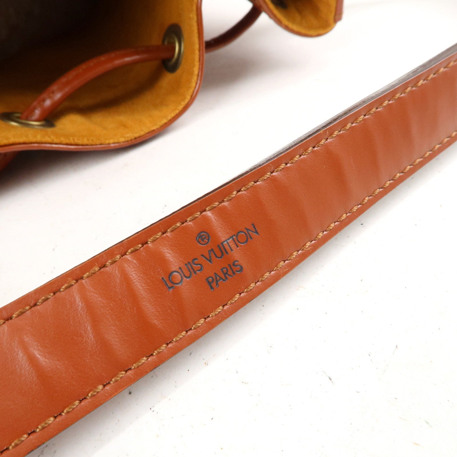 Louis Vuitton Epi Petit Noe Shoulder Bag Kenya Brown M44103