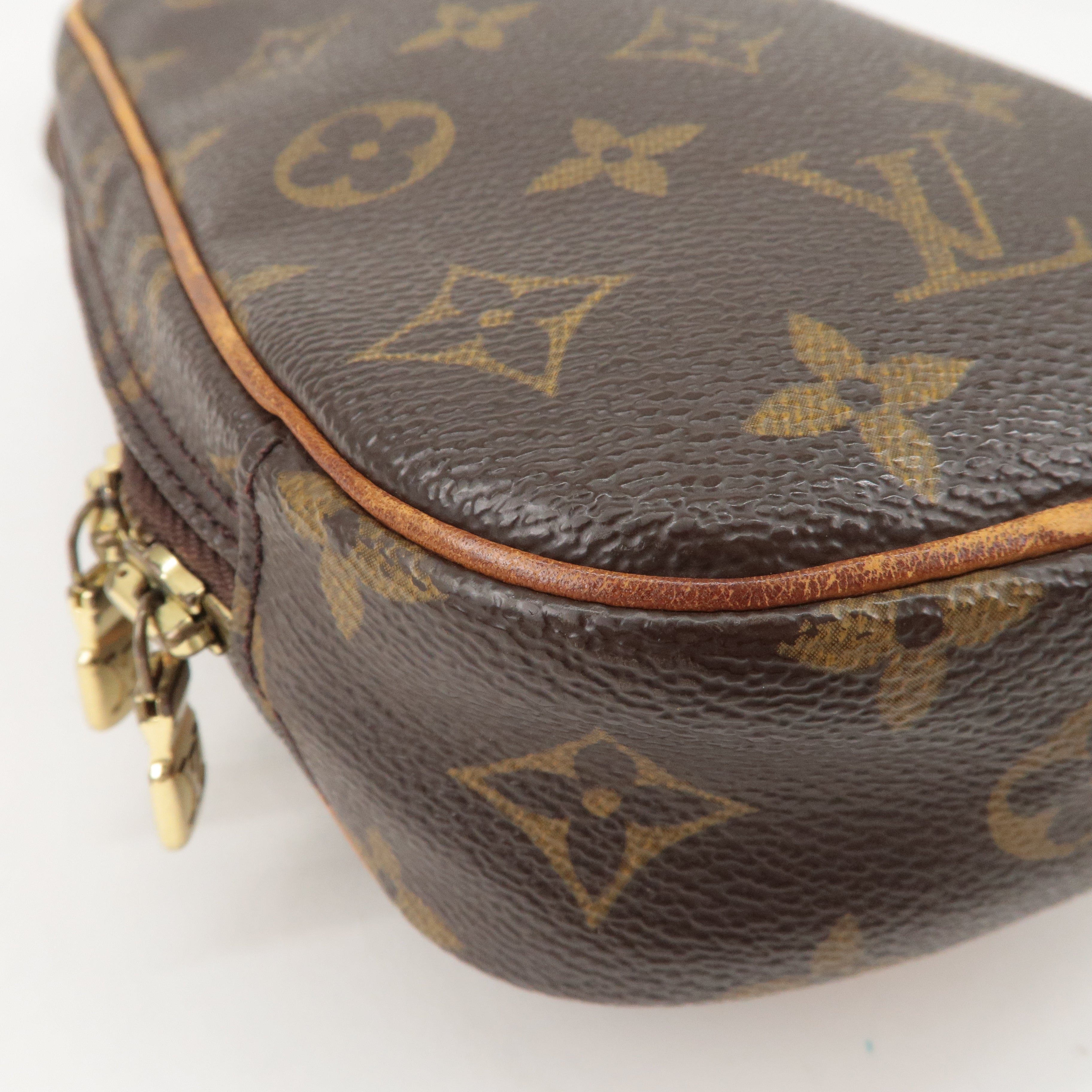 Louis Vuitton Monogram Pochette Gange Crossbody Bag M51870