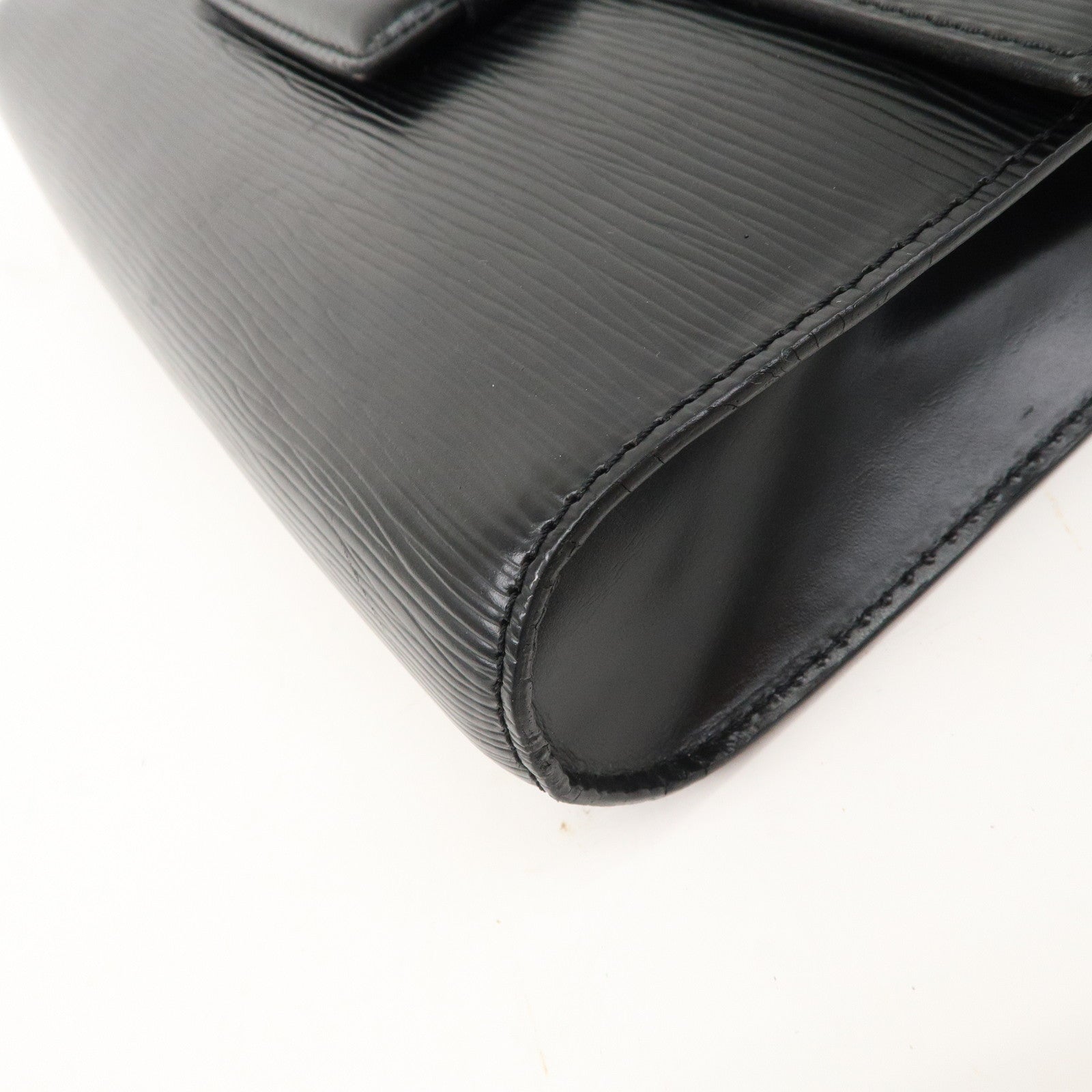 Louis Vuitton Epi Chaillot Clutch Bag Black M52542