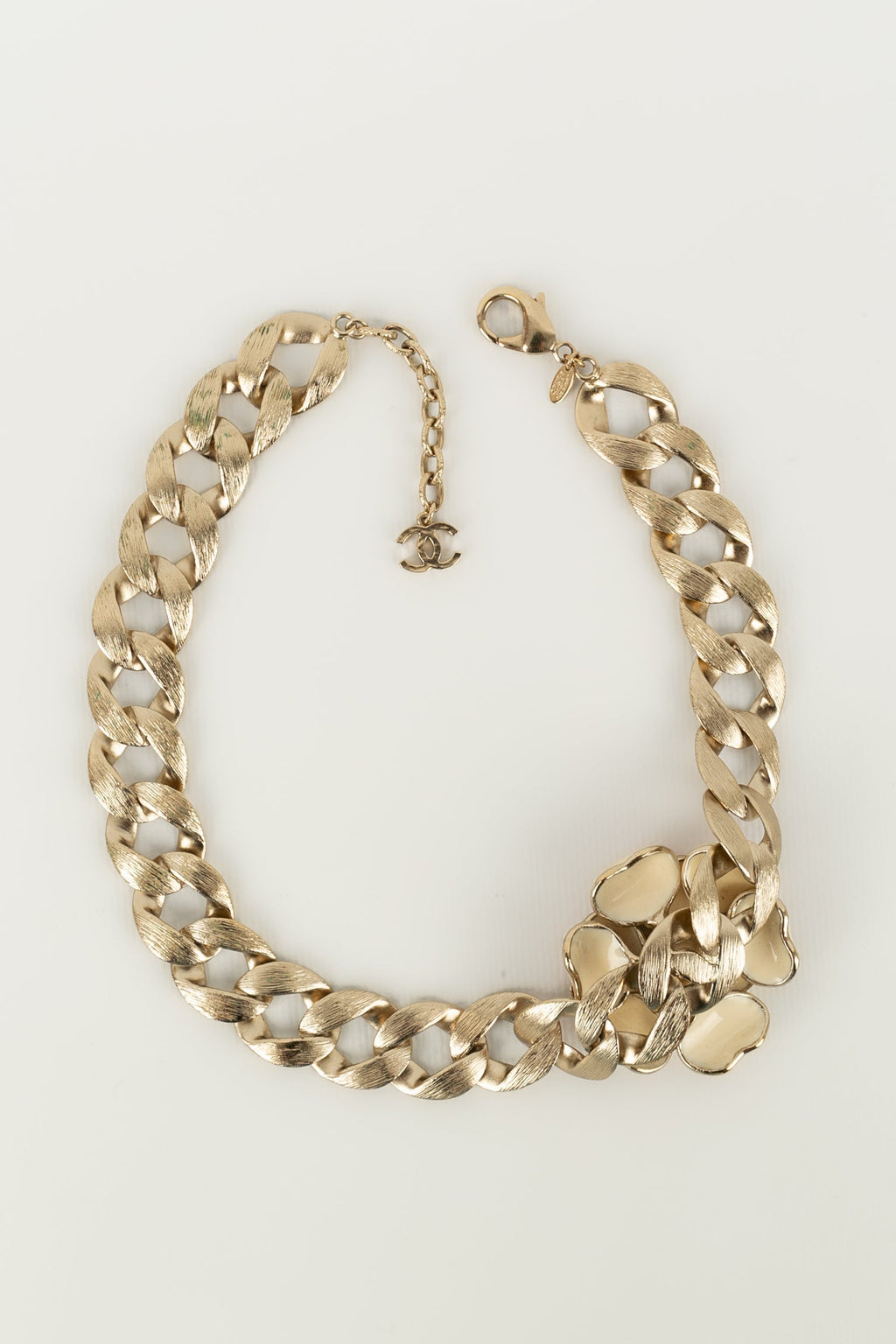 Collier cam��lia Chanel Automne 2008