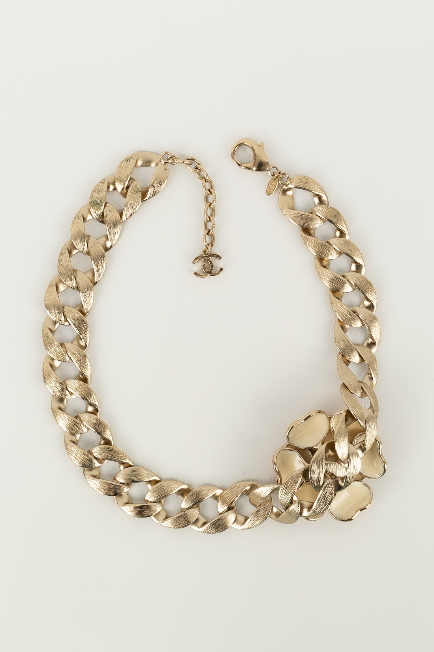 Collier cam��lia Chanel Automne 2008