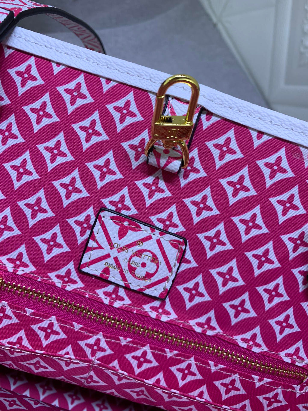 Luxury Bags Louis Vuitton  817