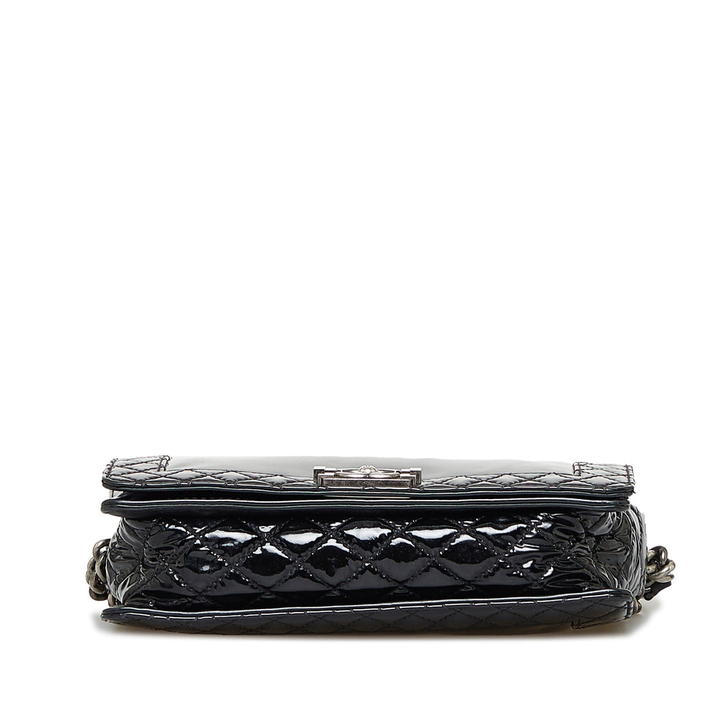 CHANEL Medium Patent Reverso Boy Flap Crossbody Bag