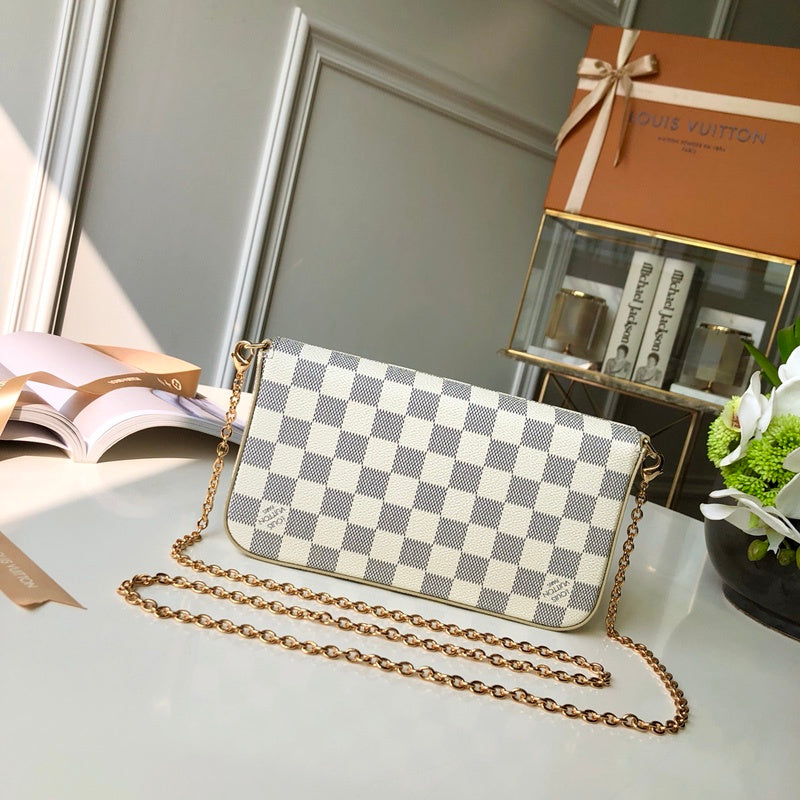 Louis Vuitton Luxury Bags 2607