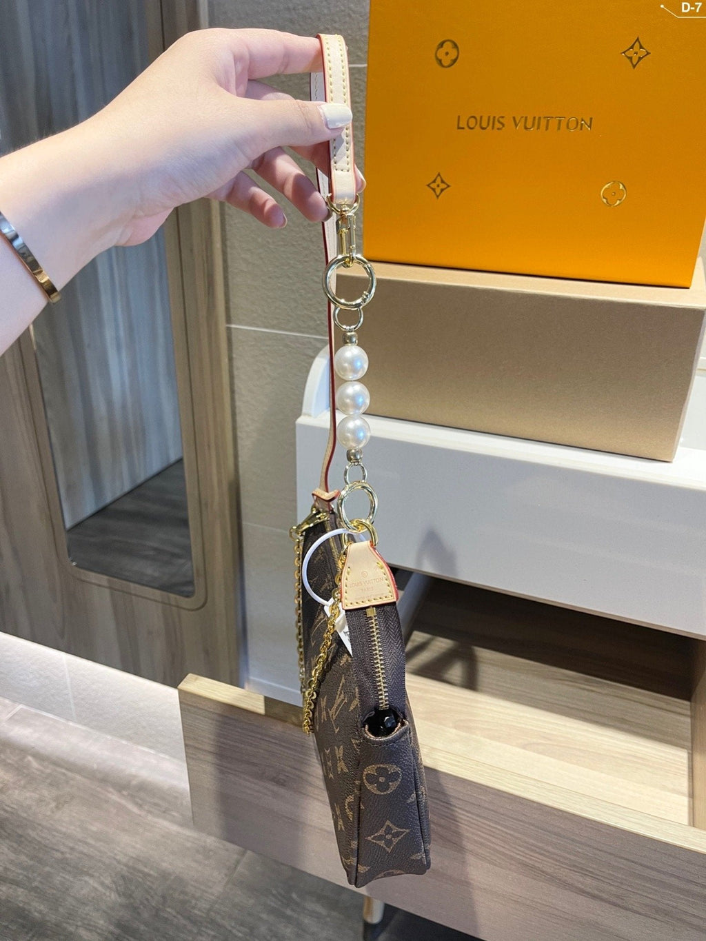 Designer Handbags Louis Vuitton 474