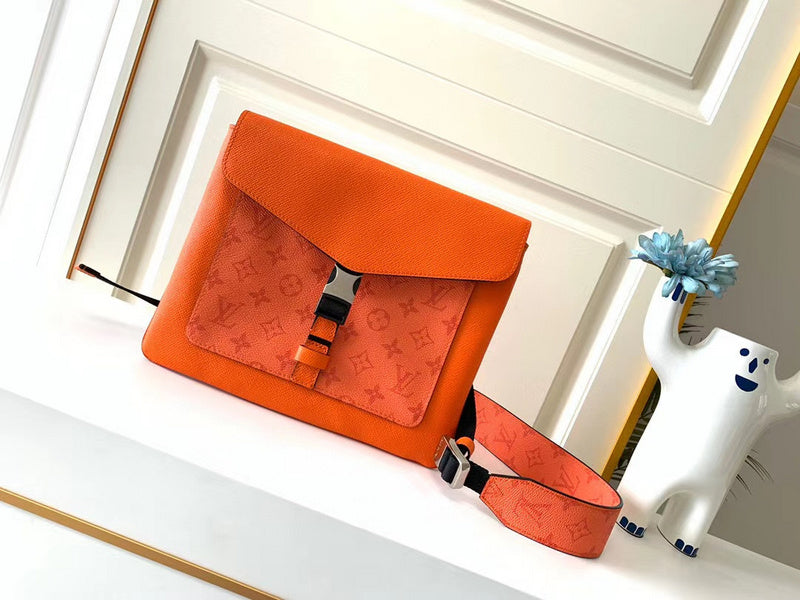 Louis Vuitton Luxury Bags 2576