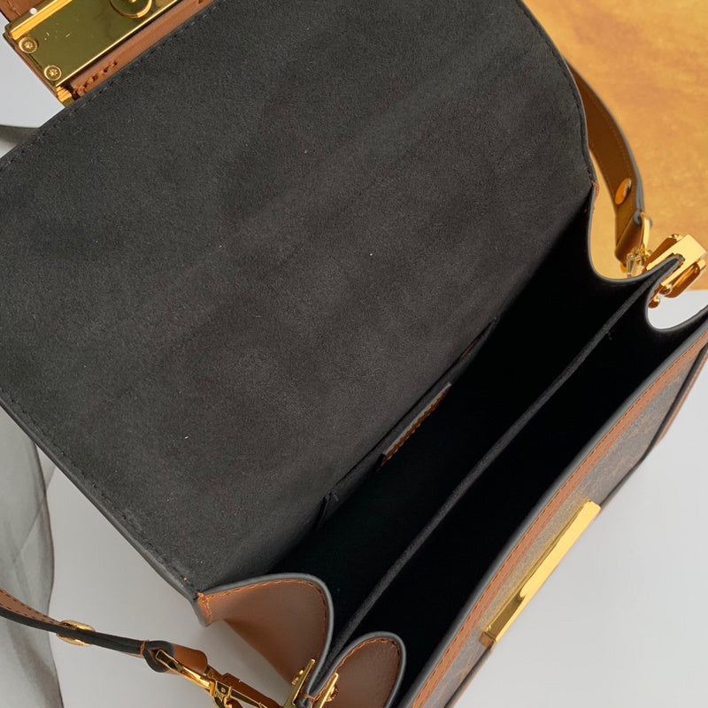 Louis Vuitton Luxury Bags 2600