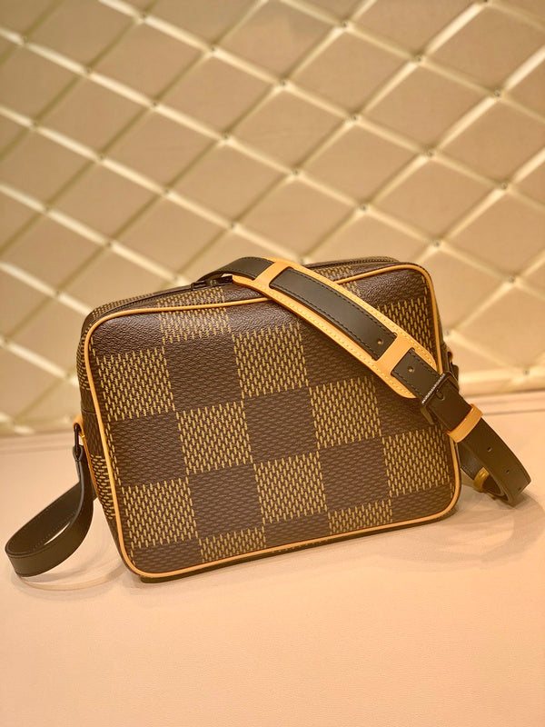 Louis Vuitton Luxury Bags 2650