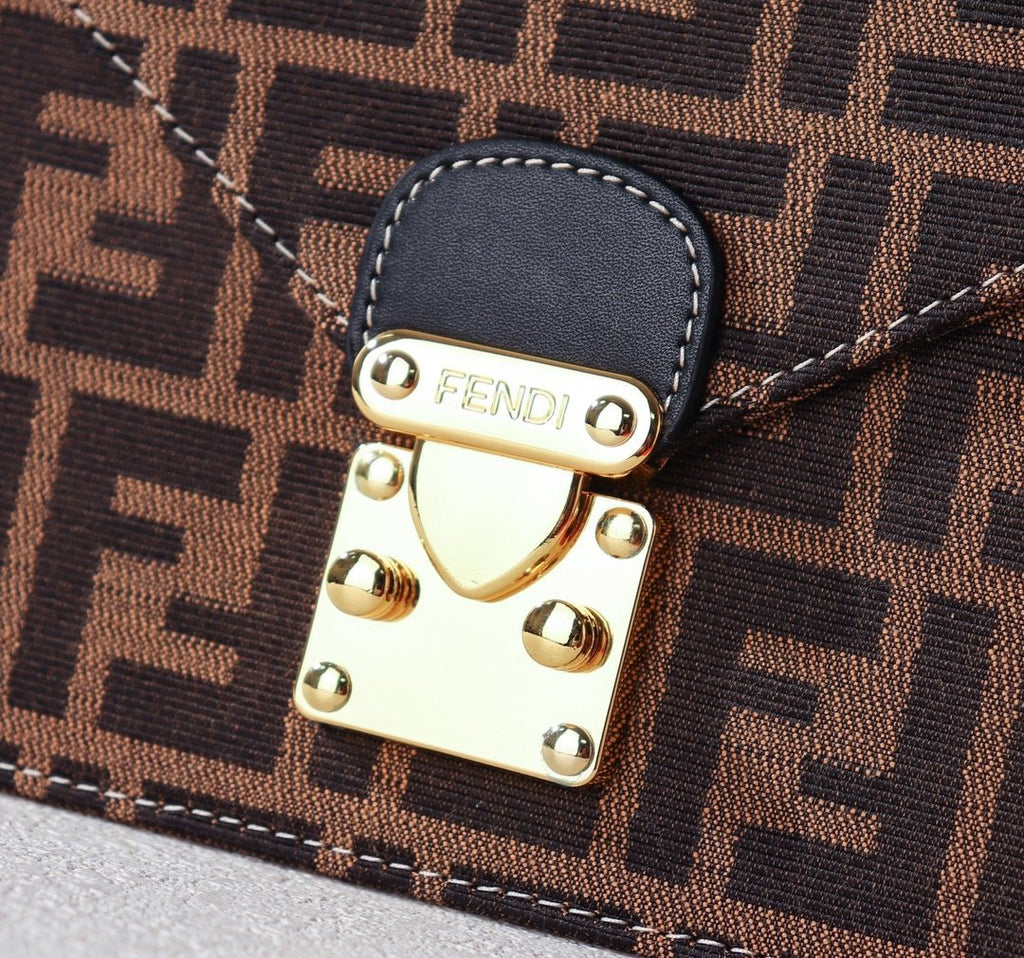 Designer Handbags Fendi 063
